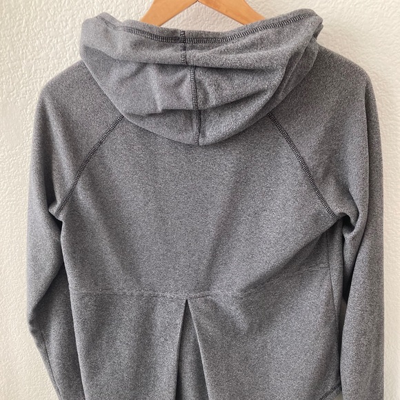 new balance revitalize hoodie